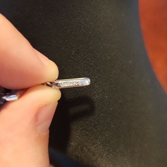 Vintage Japan three strand beaded necklace - Picture 6 of 6